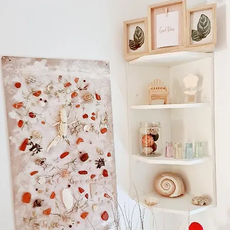 Art By Sanella Apartment
